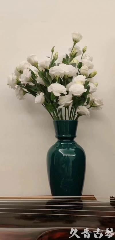 无锡市早安  人生如花，我们都是自己航船的船长。